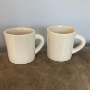 Vintage Ceramic Diner mugs set made in USA eagle